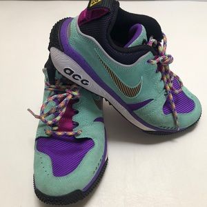 Nike ACG Dog Mountain Hiking shoes